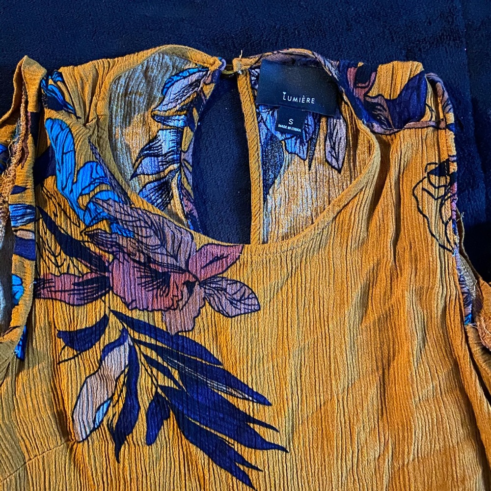 Dress - Picture 3 of 4